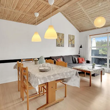 1 Bedroom Pet Friendly In *