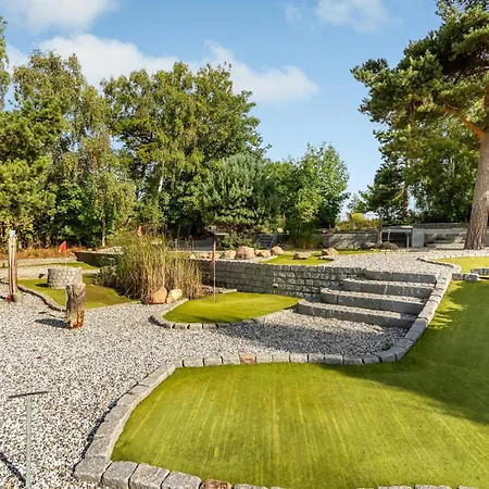 1 Bedroom Pet Friendly In